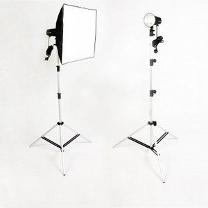 3 Studio Light Schemes with Just One Strobe 3 Studio Light Schemes with Just One Strobe