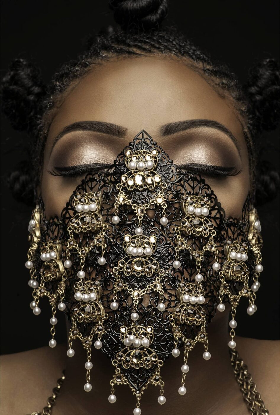 The Royal Muzzle Mask by Marianna Harutunian