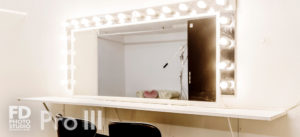 Pro Stage III with e-commerce lighting set up