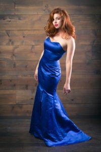 Veronica-Lake-Inspired-retro-photoshoot