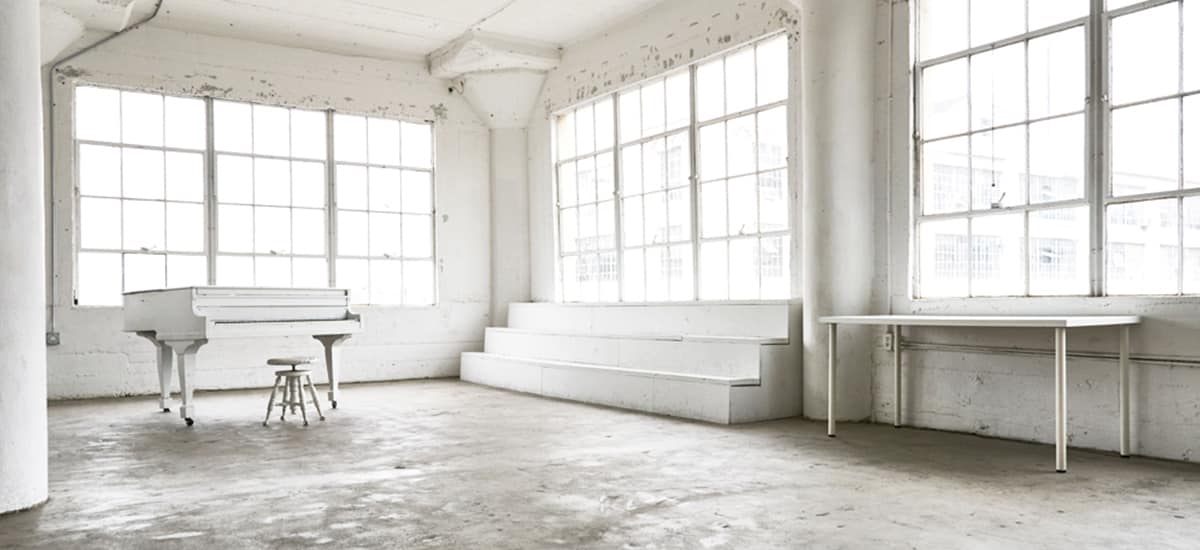 Photo Studio available for photo and video rental in Los Angeles