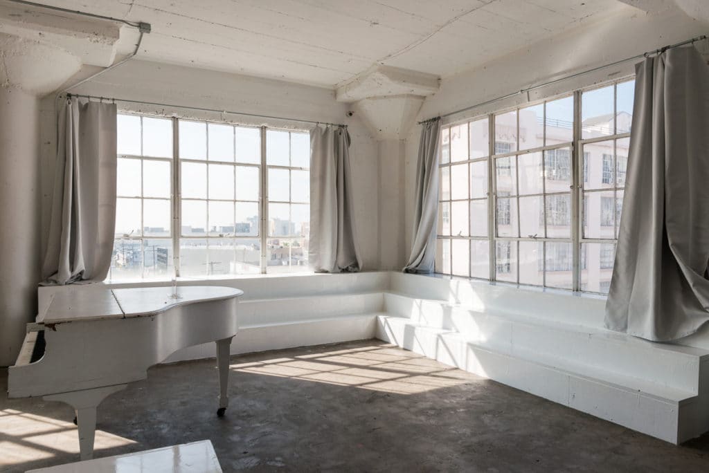Art 1 with grey curtains
