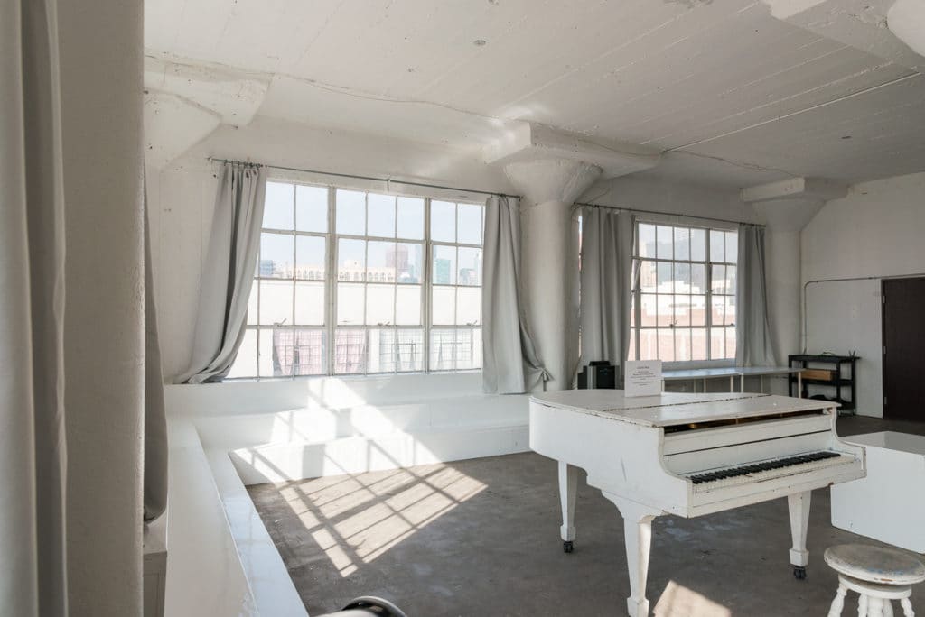 Art 1 with grey curtains