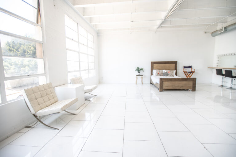 Hill 1 - White floor photo studio in LA