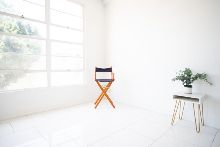 Hill 1 - White floor photo studio in LA