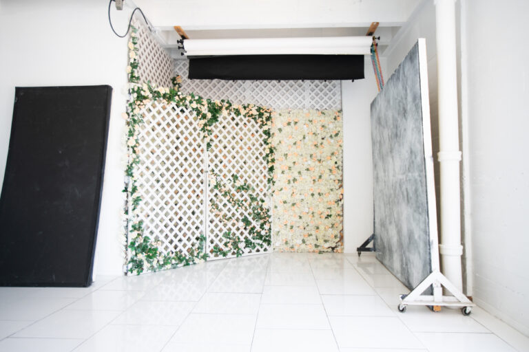 Hill 1 - White floor photo studio in LA