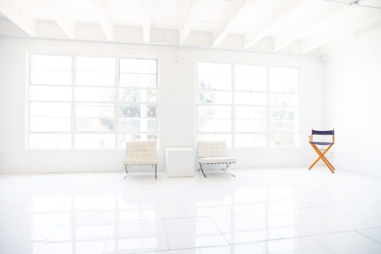 Hill 1 - White floor photo studio in LA