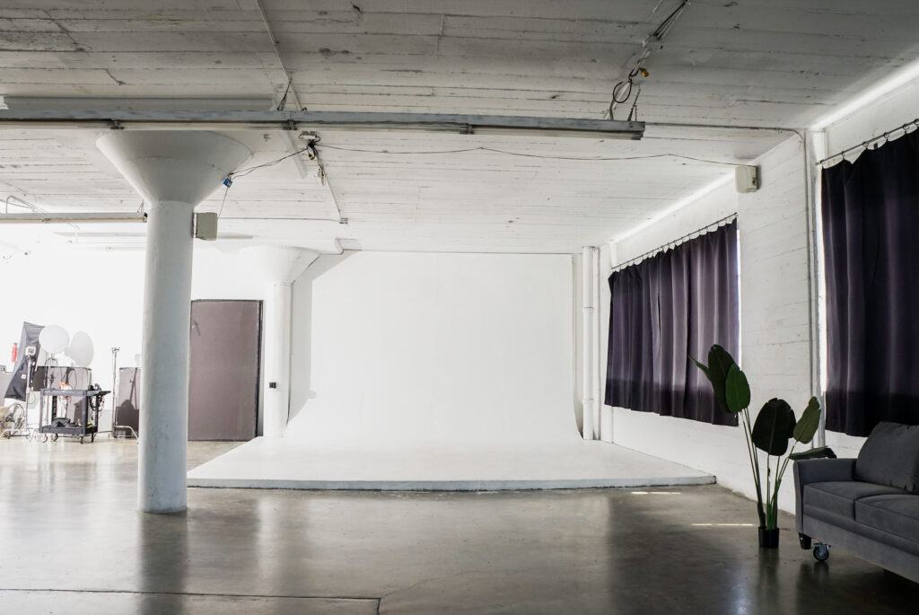 Daylight photo studio with the white cyc wall in Downtown Los Angeles_Studio C_00006