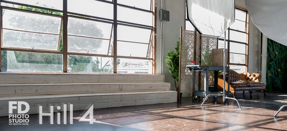 Tropical Theme photo studio available for rental in Los Angeles