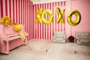 Valentine's Day props available with Hill 5 rental