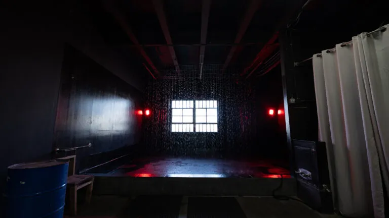 Rain room photo studio in Los Angeles Hill 700002