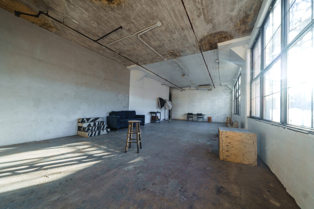 LIC 3 - daylight photo studio for rent near me with brick walls in New York