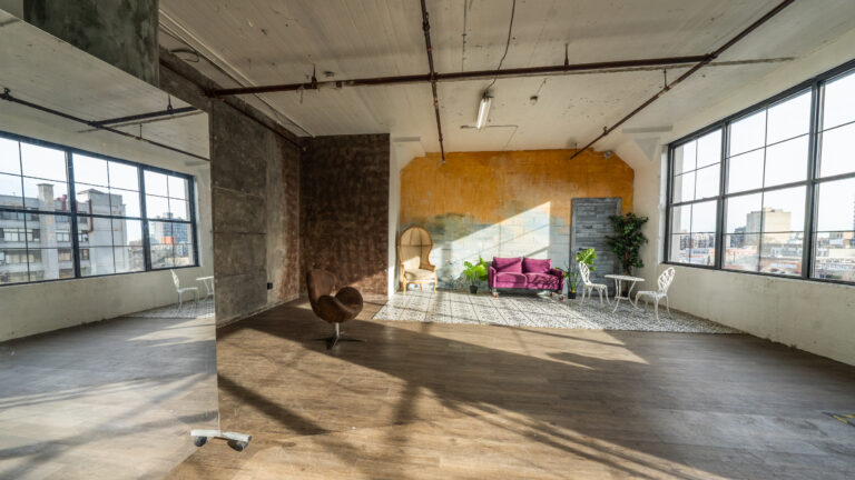 LIC 7 - Loft-like photo studio in NY with Moroccan tile in NY