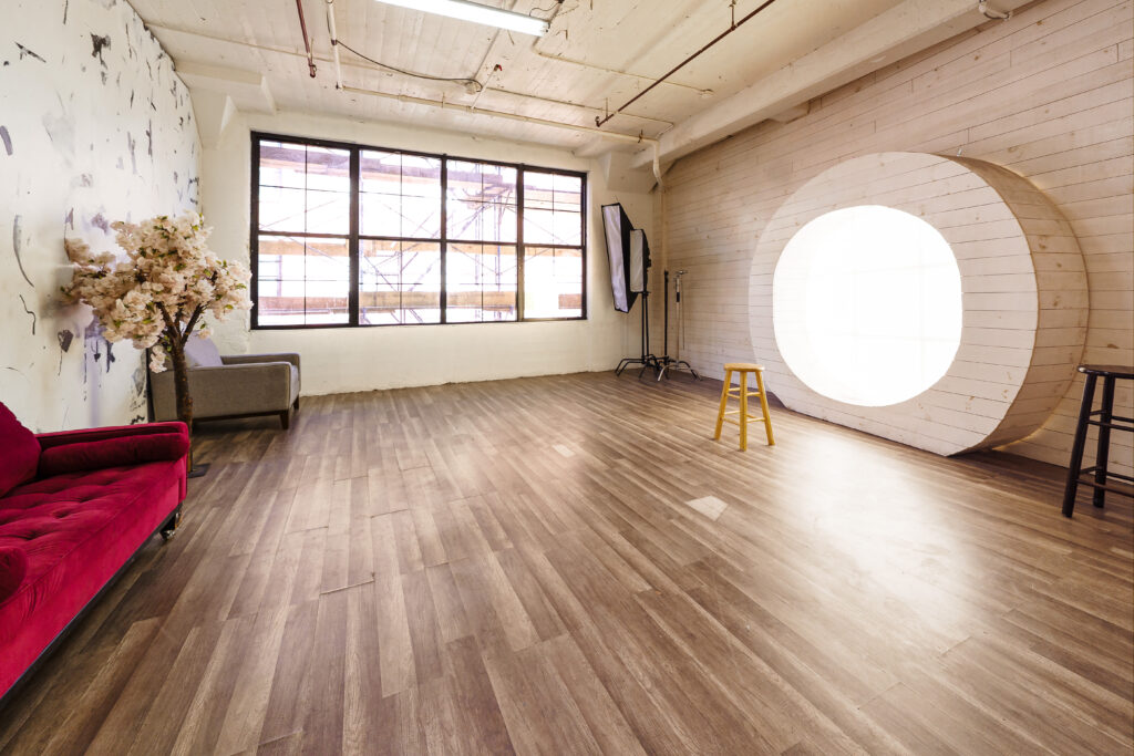 LIC 5 - Daylight photo studio for rent near me with art wall in New York