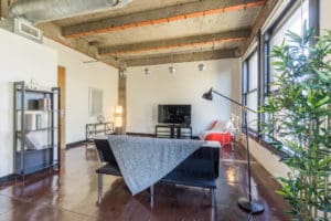 Rustic Loft for rent with kitchen and NY style windows