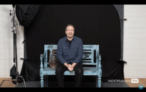 Become Better Photographer: Winter Portraits in the Studio with Gavin Hoey
