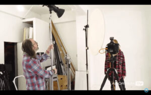 Become Better Photographer: "Is it Better to Diffuse or Reflect the Light?" with Daniel Norton
