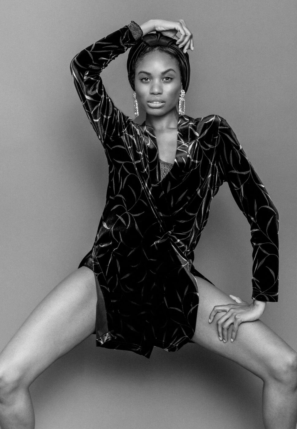 Harpers-Bazaar,-Elle,-And-Marie-Claire-Inpired-Shoot-In-Studio-2-2