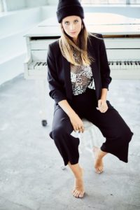 Francesca-Forquet-Explores-Stage-Art-1-2