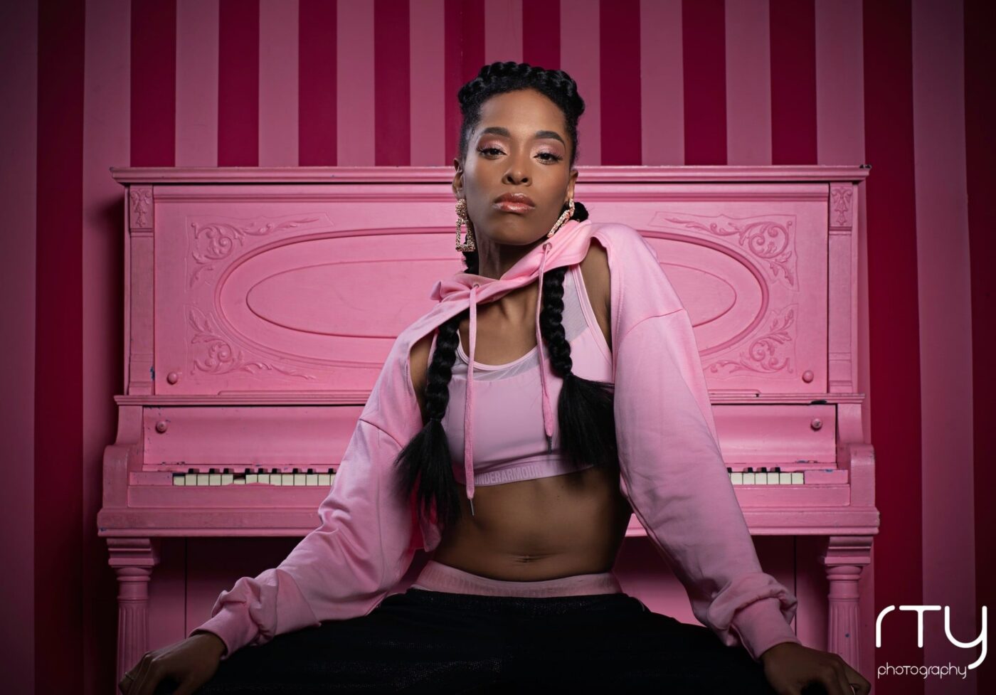 Zuri-Willis-In-The-Pink-Stage-1