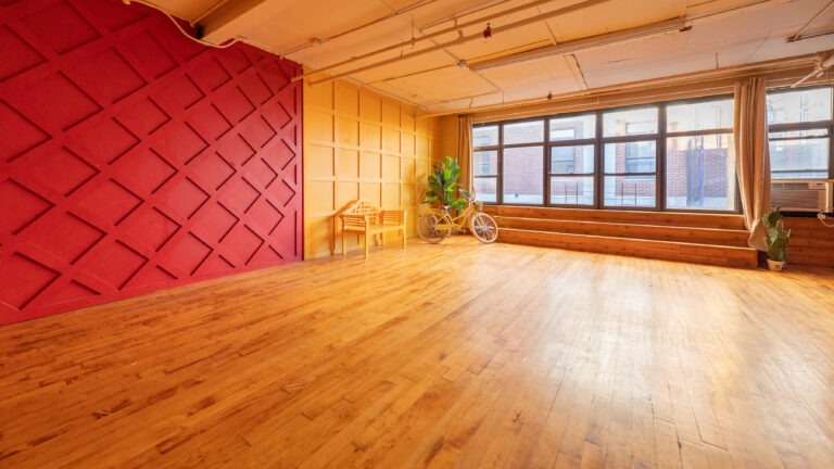 Astoria 2 – Rental Photo Studio in Queens, Brooklyn, New York - FD Photo Studio