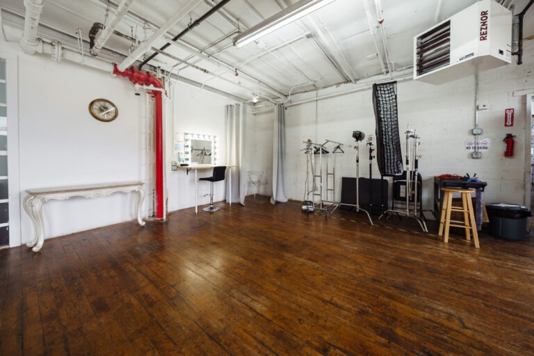 Astoria 10 - Daylight photo studio loft with Christmas tree decorations, wooden floor for rent in Astoria, Queens, NY_02