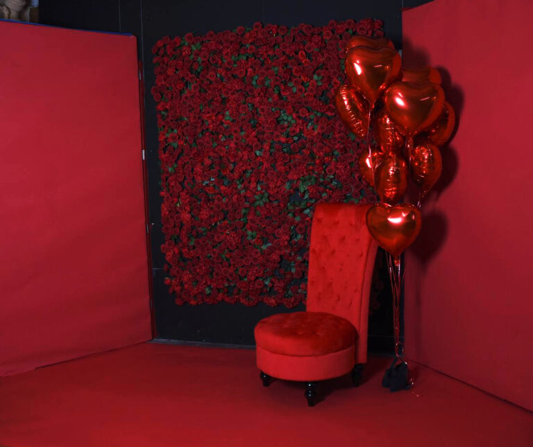 Valentine's day decorations at the photo studio in New York - Astoria 2
