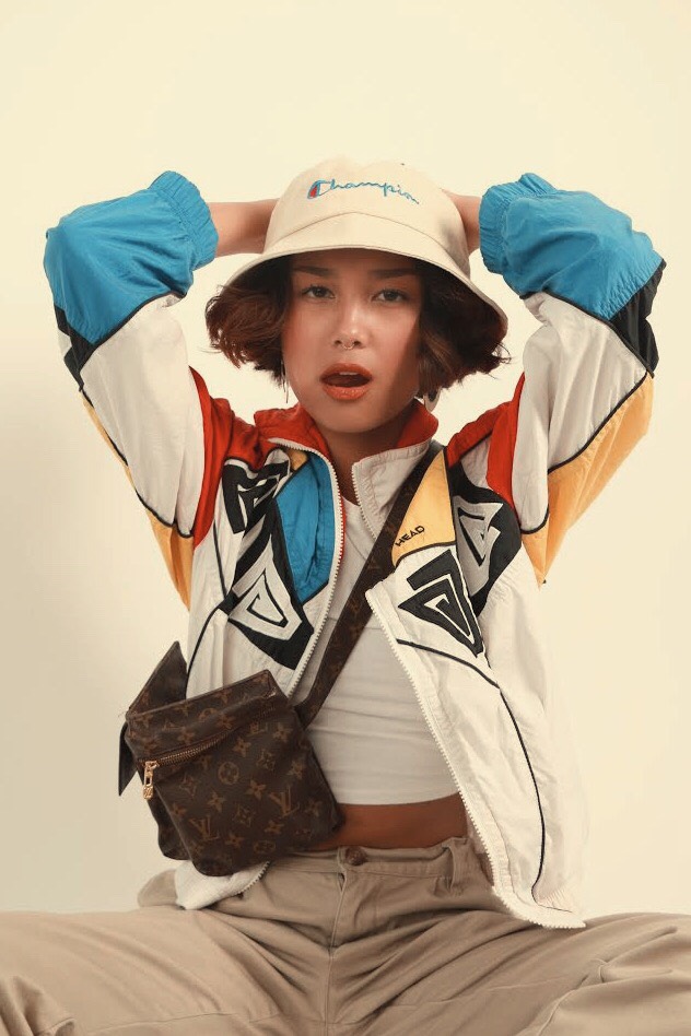 Janelle Brosnan’s Vintage Inspired Shoot