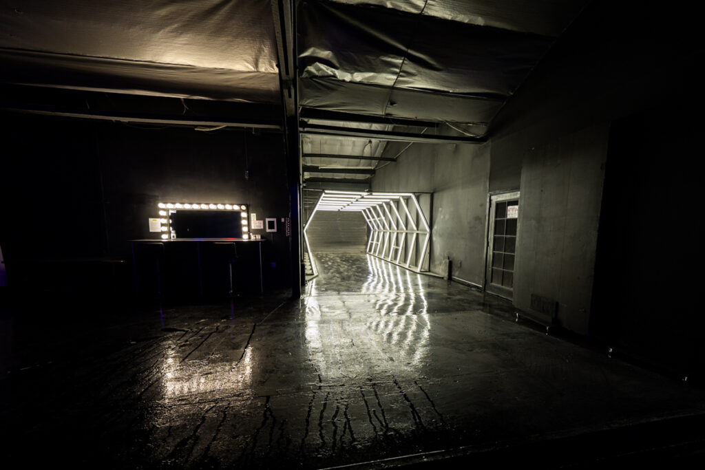 Blackout photo studio with RGB tunnel with drive in gate in Los Angeles_Olympic 2_7