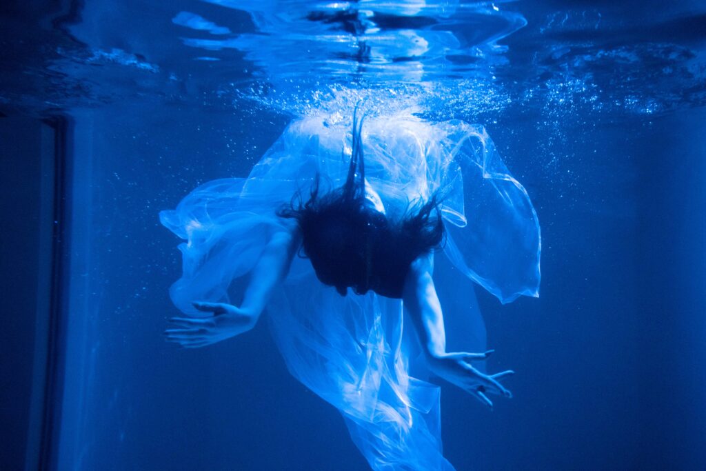 Olympic 1 - Underwater FD Photo Studio in LA