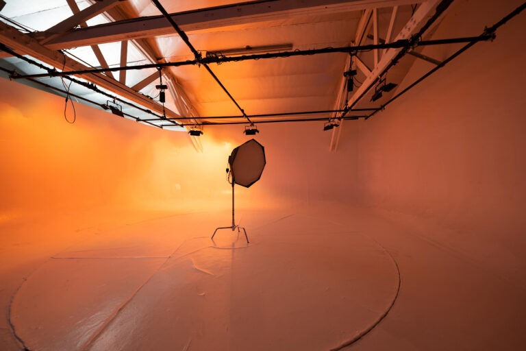 Olympic 3 - Car Turntable photo studio with RGB lights in Los Angeles