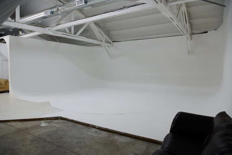 Car photo studio for rent with cycwall in Los Angeles