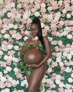 Maternity Shoot by Olayinka Ehi