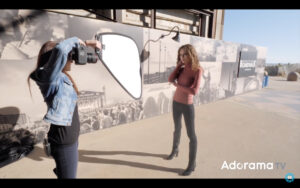 Become Better Photographer: How to Use a Reflector for Portrait Photography