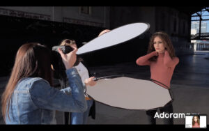 Become Better Photographer: How to Use a Reflector for Portrait Photography