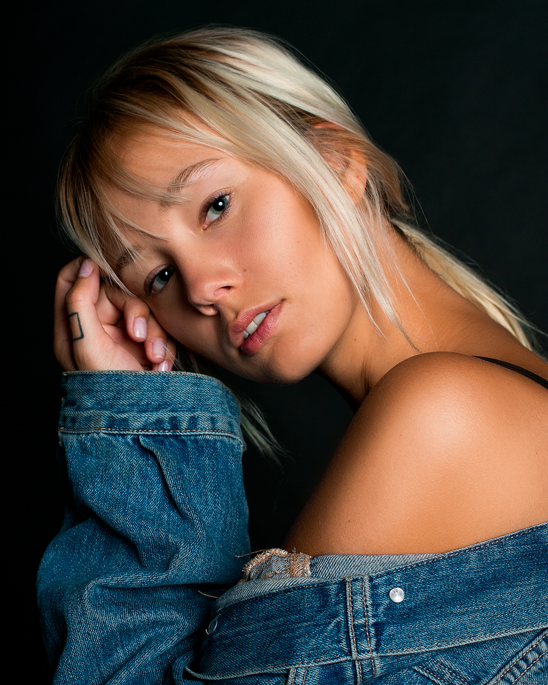 Michaela Vivant’s Portrait Photography