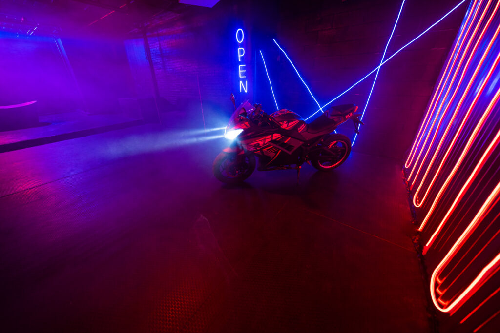 Astoria - 7 Blackout photo studio, bike, bathtub and RGB lights