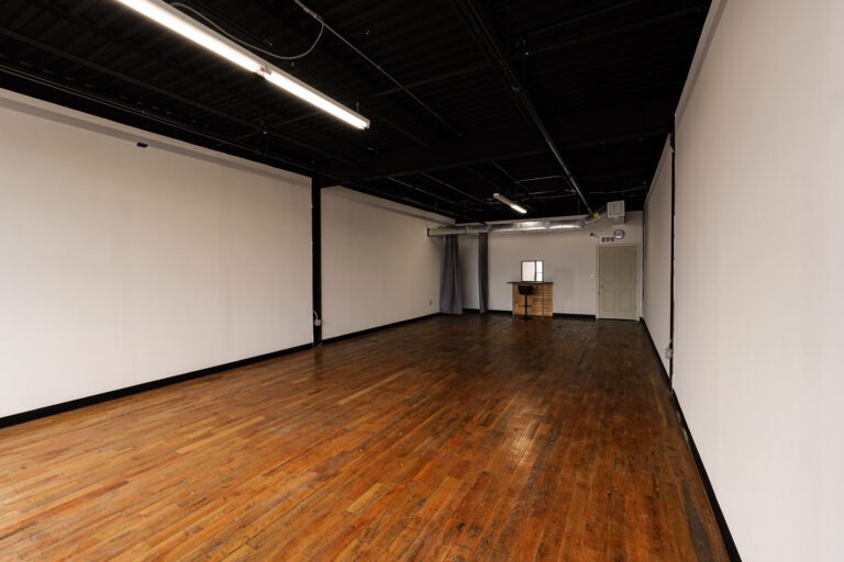 Brooklyn 3 – Rental Photo Studio in Queens, Brooklyn, New York - FD Photo Studio