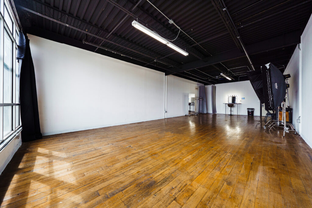 Rental Photo Studio in New York Queens Brooklyn Scott 3