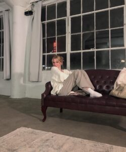 AnnelieElina IN Art 1 Stage