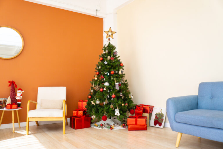 Daylight Loft Photo Studio studio in Los Angeles with Christmas tree_Loft 2-4