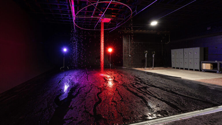 Metro 5 - Rain Room photo and video studio in New York