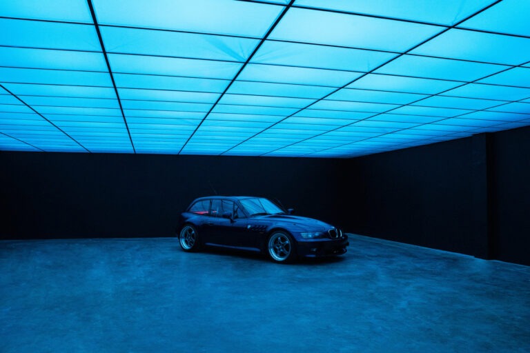 Yukon 5 - Large Blackout Photo Studio for rent with RGB Ceiling & car access in Los Angeles
