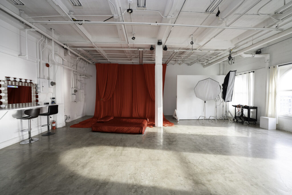 Daylight Photo Studio in Los Angeles with red backdrop_Loft 5_web size5