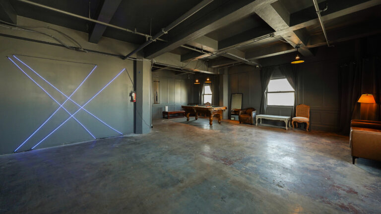 Man Cave Photo Studio for Rent in DTLA - Loft 4_10