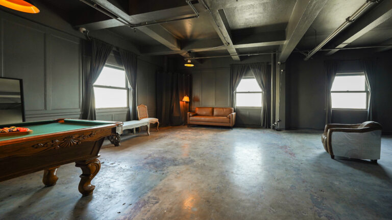 Man Cave Photo Studio for Rent in DTLA - Loft 4_12