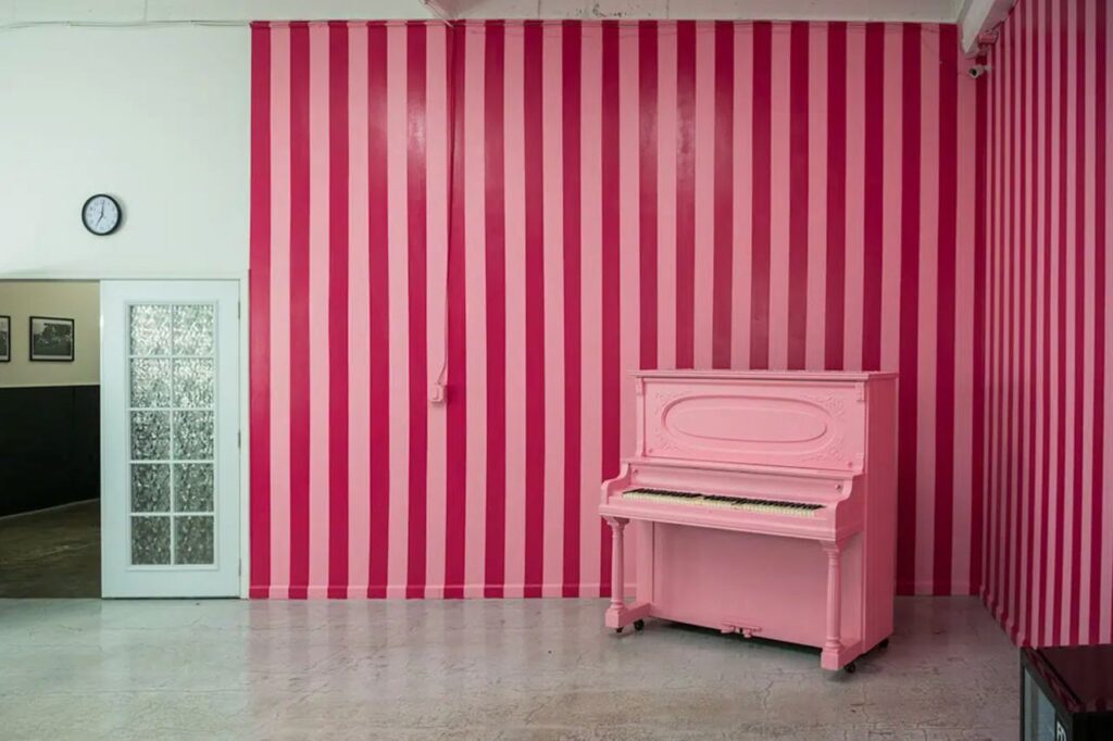 Pink wall photo studio for rent in Los Angeles