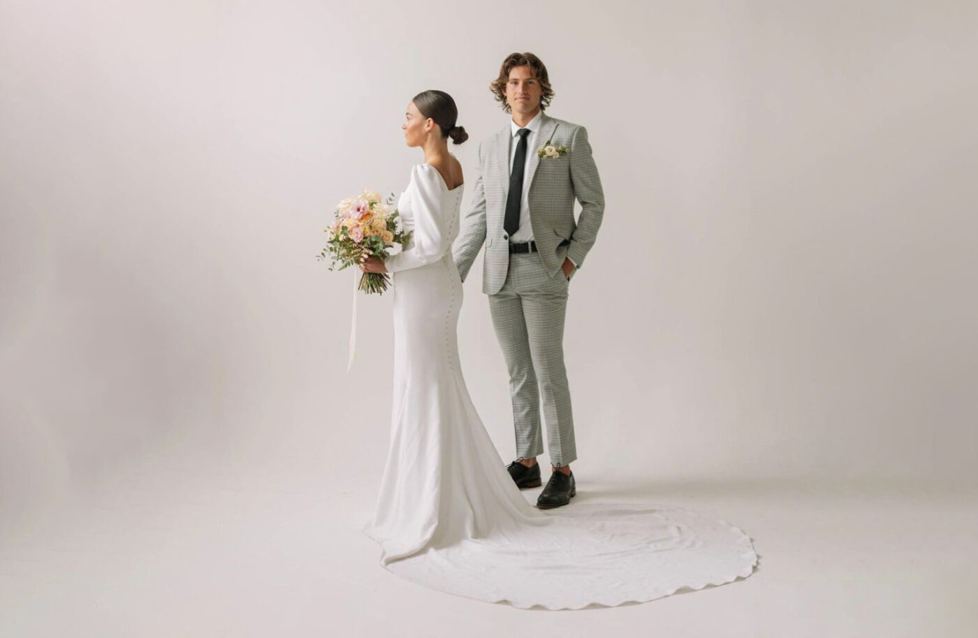 Wedding Photography in Los Angeles: Why Photo Studio is the Perfect Indoor Option