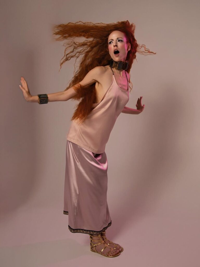 Model ashleybeloat photographed by tjxphoto at studio Yukon 1 1