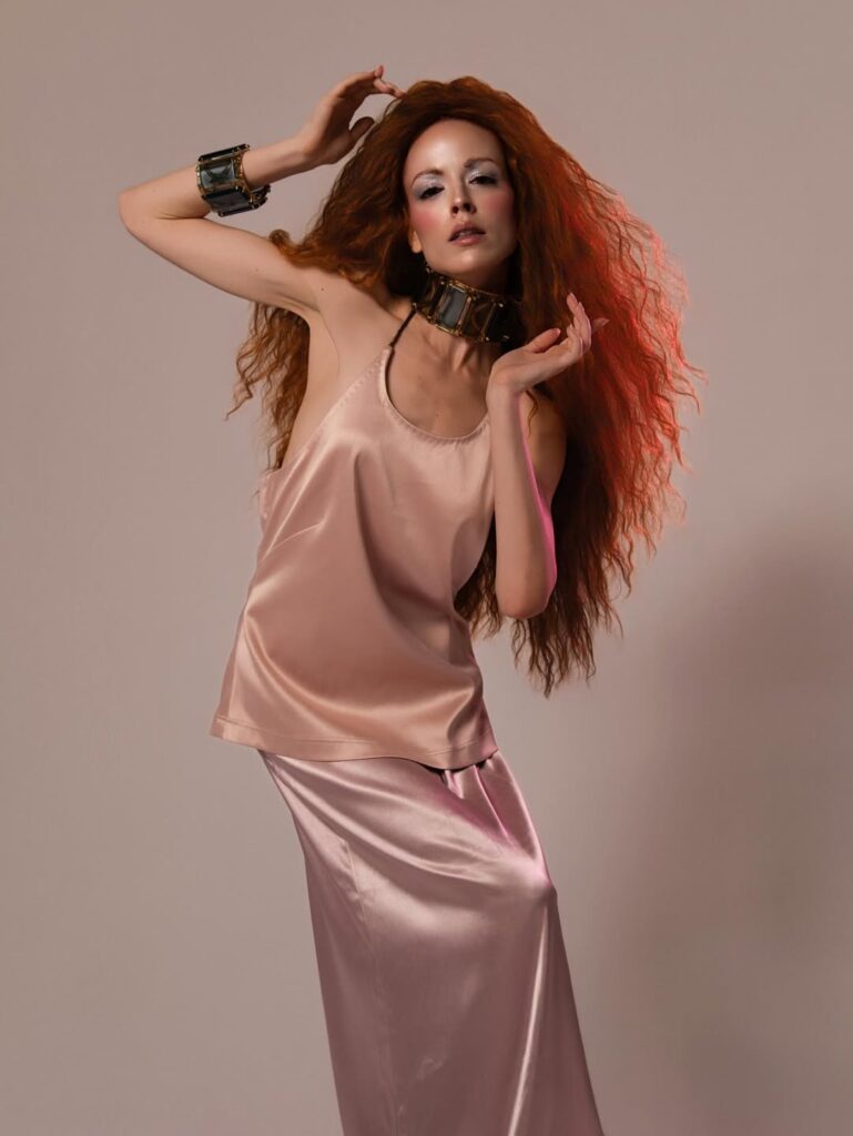 Model ashleybeloat photographed by tjxphoto at studio Yukon 1